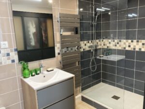 Chambre hotes pour deux personnes avec salle de bain privative dives sur mer - nathalie martin5